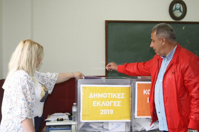 Ομαλά εξελίσσεται η ψηφοφορία στα εκλογικά κέντρα της ΚΑΤΟΥΝΑΣ -[ΦΩΤΟ: Πάνος Τσούτσουρας] - Φωτογραφία 40