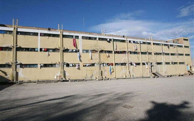Διπλή απόδραση κρατουμένων από τις φυλακές Αυλώνα - Φωτογραφία 1