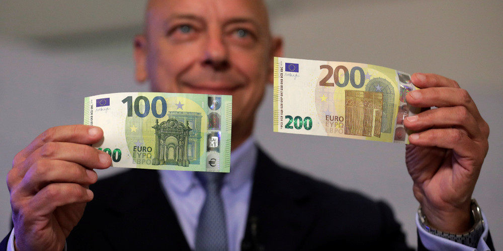 Από σήμερα στην κυκλοφορία τα νέα χαρτονομίσματα των 100 και 200 ευρώ - Φωτογραφία 1