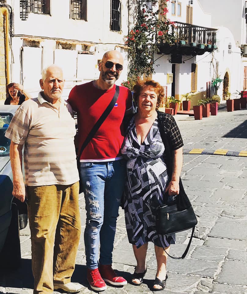 Βαλάντης: Η φωτογραφία με τους γονείς του στη Ρόδο και το συγκινητικό μήνυμα! - Φωτογραφία 2