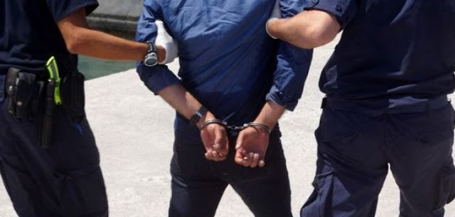 Σύλληψη 26χρονου για την καλλιέργεια χασισοφυτείας στην Κονοπίνα Ξηρομέρου - Φωτογραφία 1