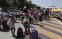 O Έλληνας ξοδεύει 64% λιγότερα χρήματα για διακοπές