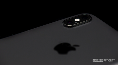 Η Apple υπερεκτιμά τη διάρκεια μπαταρίας των iPhones - Φωτογραφία 1