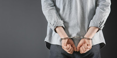 Σύλληψη αστυνομικού στη Χαλκιδική για υπόθεση ναρκωτικών - Φωτογραφία 1
