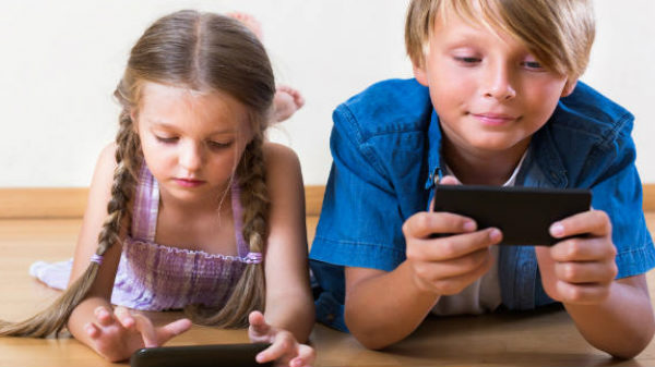 Η Apple θα απαγορεύσει εφαρμογές για την κατασκοπεία στα παιδιά - Φωτογραφία 1