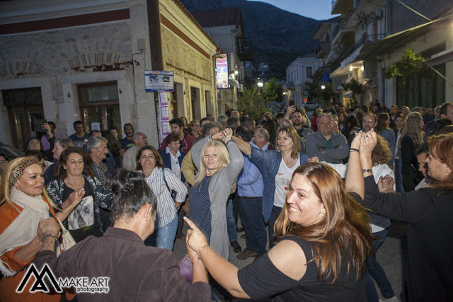 Μαζί με τους Δημότες γιόρτασε την συντριπτική του νίκη με 75%, ο νέος Δήμαρχος Ξηρομέρου Γιάννης Τριανταφυλλάκης [φωτο: MAKE ART] - Φωτογραφία 151