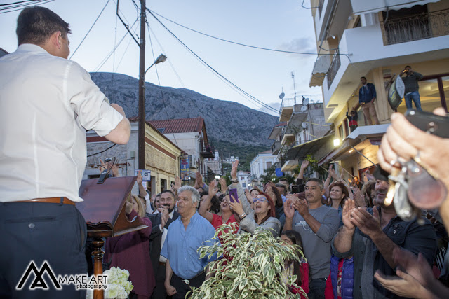 Μαζί με τους Δημότες γιόρτασε την συντριπτική του νίκη με 75%, ο νέος Δήμαρχος Ξηρομέρου Γιάννης Τριανταφυλλάκης [φωτο: MAKE ART] - Φωτογραφία 73