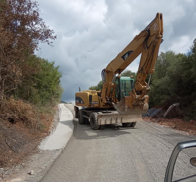 Άρχισαν ξανά οι εργασίες ασφαλτόστρωσης ΠΡΟΔΡΟΜΟΣ -ΓΟΥΡΙΩΤΙΣΣΑ -ΦΩΤΟ - Φωτογραφία 2