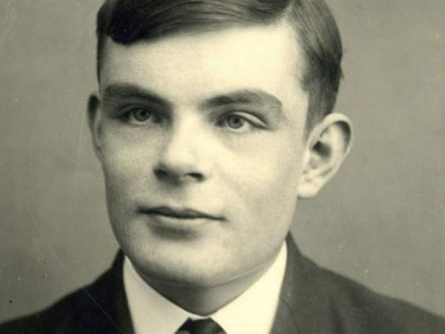 Alan Turing, η παρεξηγημένη ιδιοφυΐα που νίκησε τους Ναζί και διώχθηκε από το Βρετανικό Στέμμα - Φωτογραφία 1