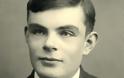 Alan Turing, η παρεξηγημένη ιδιοφυΐα που νίκησε τους Ναζί και διώχθηκε από το Βρετανικό Στέμμα