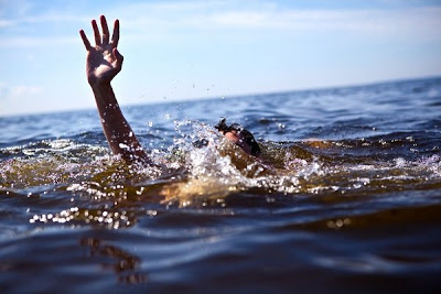 Οδηγίες για τους κολυμβητές. Ο πνιγμός είναι η δεύτερη αιτία θανάτων λόγω ατυχημάτων στα μικρά παιδιά - Φωτογραφία 1