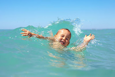 Οδηγίες για τους κολυμβητές. Ο πνιγμός είναι η δεύτερη αιτία θανάτων λόγω ατυχημάτων στα μικρά παιδιά - Φωτογραφία 3