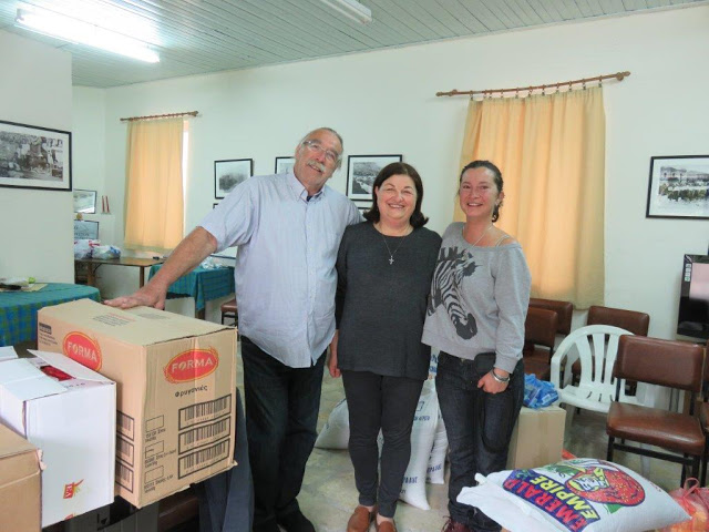 Ο Σύλλογος Γυναικών Αστακού ευχαριστεί όσους προσέφεραν τρόφιμα και χρήματα σε άπορες οικογένειες - Φωτογραφία 1