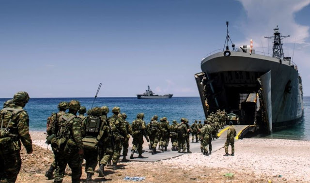 ΥΠΕΘΑ: Σε άσκηση οφείλεται η μετακίνηση στρατευμάτων στα νησιά. Σιγή ασυρμάτου από το ΓΕΣ - Φωτογραφία 1