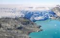 Ο πλανήτης εκπέμπει SOS: Πάνω από το 40% των πάγων της Γροιλανδίας έλιωσε σε μόλις μία εβδομάδα