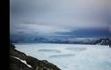 Ο πλανήτης εκπέμπει SOS: Πάνω από το 40% των πάγων της Γροιλανδίας έλιωσε σε μόλις μία εβδομάδα - Φωτογραφία 2