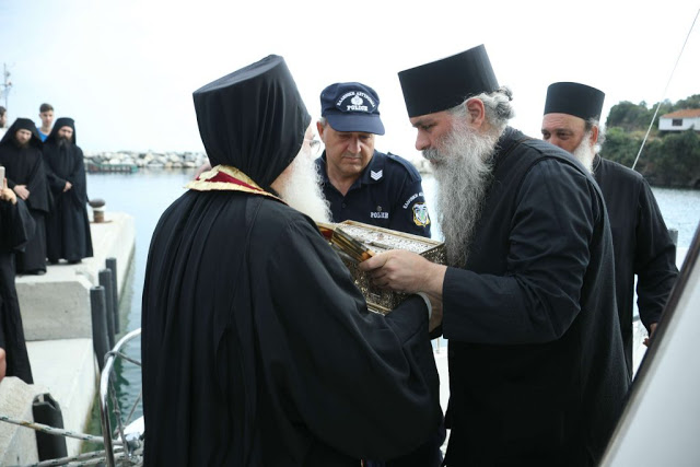 12167 - Φωτογραφίες από την αναχώρηση της Τιμίας Ζώνης της Θεοτόκου με προορισμό τη Δράμα - Φωτογραφία 34