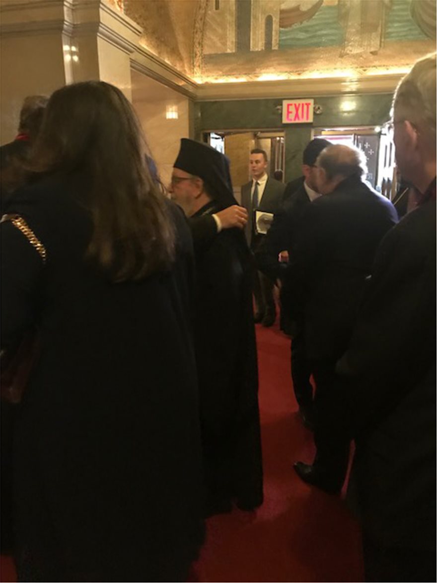 Βίντεο: Με λαμπρότητα ενθρονίστηκε ο Αρχιεπίσκοπος Αμερικής Ελπιδοφόρος στη Νέα Υόρκη - Φωτογραφία 4