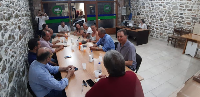 Σπήλιος Λιβανός: Συνάντηση με την Ομοσπονδία Επαγγελματικών Βιοτεχνικών και Εμπορικών Σωματείων Ναυπακτίας και Δωρίδας - Φωτογραφία 2