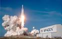 Εκτόξευση πυραύλου με 24 δορυφόρους από τη SpaceX