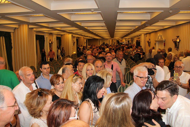 Σε κατάμεστη αίθουσα η προεκλογική ομιλία του ΘΑΝΟΥ ΜΩΡΑΪΤΗ στους ετεροδημότες της Αθήνας -ΦΩΤΟ - Φωτογραφία 104