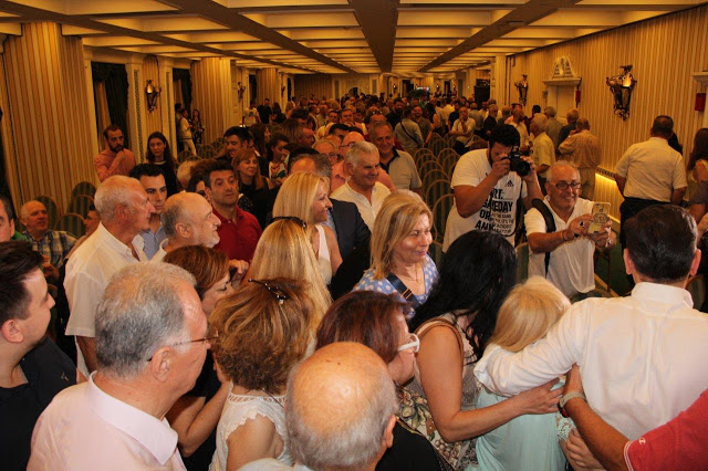 Σε κατάμεστη αίθουσα η προεκλογική ομιλία του ΘΑΝΟΥ ΜΩΡΑΪΤΗ στους ετεροδημότες της Αθήνας -ΦΩΤΟ - Φωτογραφία 108