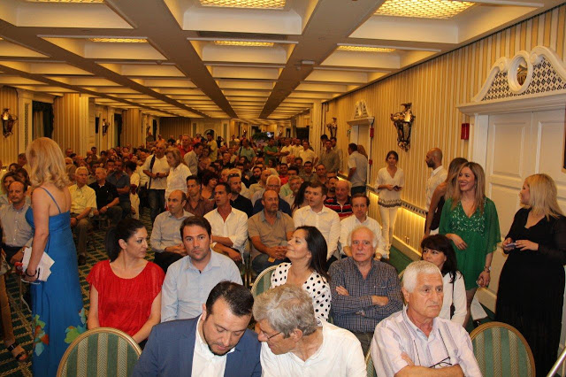Σε κατάμεστη αίθουσα η προεκλογική ομιλία του ΘΑΝΟΥ ΜΩΡΑΪΤΗ στους ετεροδημότες της Αθήνας -ΦΩΤΟ - Φωτογραφία 52
