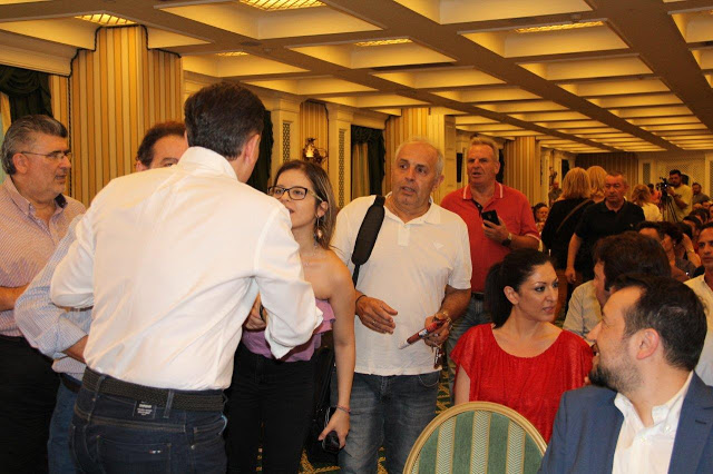 Σε κατάμεστη αίθουσα η προεκλογική ομιλία του ΘΑΝΟΥ ΜΩΡΑΪΤΗ στους ετεροδημότες της Αθήνας -ΦΩΤΟ - Φωτογραφία 56