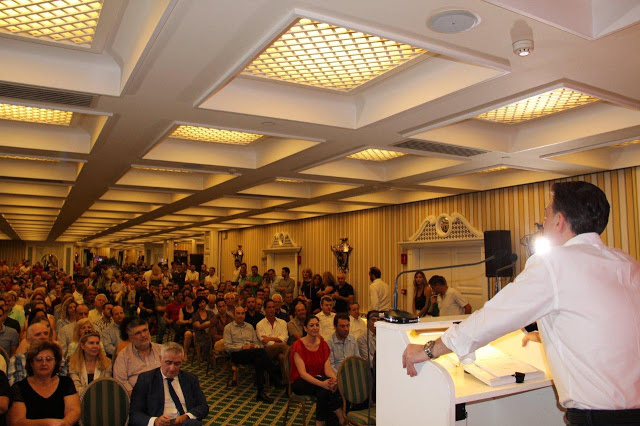 Σε κατάμεστη αίθουσα η προεκλογική ομιλία του ΘΑΝΟΥ ΜΩΡΑΪΤΗ στους ετεροδημότες της Αθήνας -ΦΩΤΟ - Φωτογραφία 63