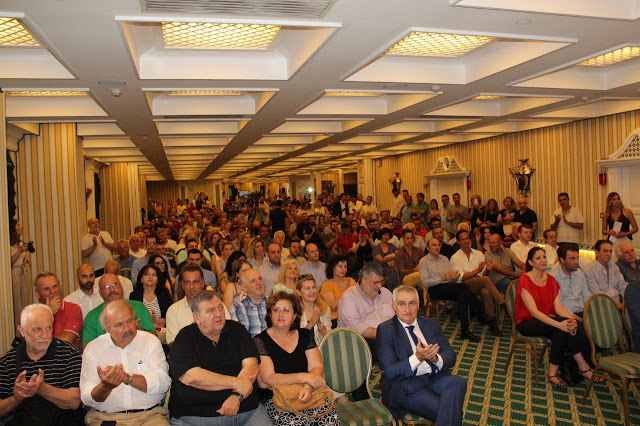 Σε κατάμεστη αίθουσα η προεκλογική ομιλία του ΘΑΝΟΥ ΜΩΡΑΪΤΗ στους ετεροδημότες της Αθήνας -ΦΩΤΟ - Φωτογραφία 67