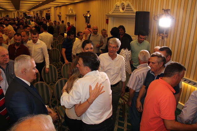 Σε κατάμεστη αίθουσα η προεκλογική ομιλία του ΘΑΝΟΥ ΜΩΡΑΪΤΗ στους ετεροδημότες της Αθήνας -ΦΩΤΟ - Φωτογραφία 86