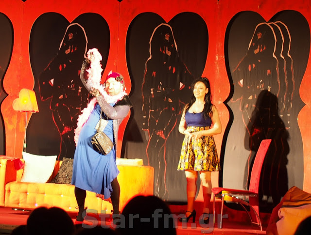 Εικόνες από την Θεατρική παράσταση ΓΟΒΑ Παρθένα  στην Πηγαδίτσα Γρεβενών.. - Φωτογραφία 22