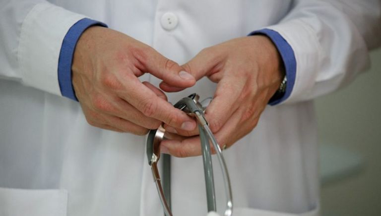 Νοσοκομειακοί γιατροί: Να καταργηθεί η υπουργική απόφαση για την ιατρική εξειδίκευση - Φωτογραφία 1