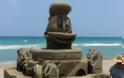 Εντυπωσιακά έργα από... άμμο στην παραλία της Αμμουδάρας