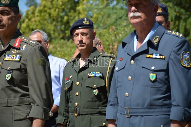 Ο Καταδρομέας Διοικητής της 1ης Μεραρχίας Υποστράτηγος Σάββας Κολοκούρης τιμά τους αγνοούμενους της Κυπριακής τραγωδίας - Φωτογραφία 36