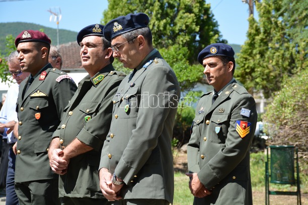 Ο Καταδρομέας Διοικητής της 1ης Μεραρχίας Υποστράτηγος Σάββας Κολοκούρης τιμά τους αγνοούμενους της Κυπριακής τραγωδίας - Φωτογραφία 39
