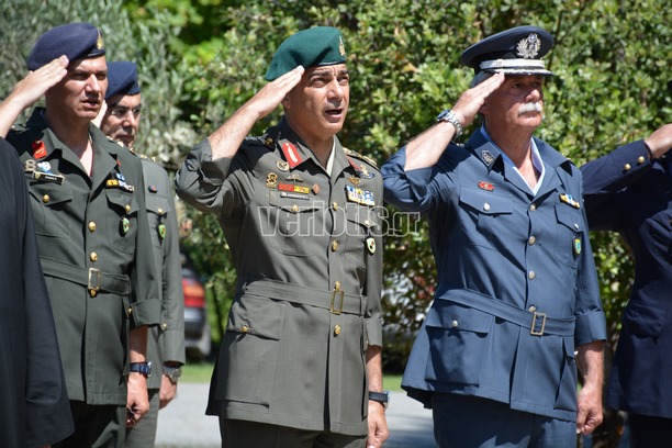 Ο Καταδρομέας Διοικητής της 1ης Μεραρχίας Υποστράτηγος Σάββας Κολοκούρης τιμά τους αγνοούμενους της Κυπριακής τραγωδίας - Φωτογραφία 67