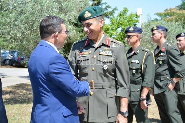 Ο Καταδρομέας Διοικητής της 1ης Μεραρχίας Υποστράτηγος Σάββας Κολοκούρης τιμά τους αγνοούμενους της Κυπριακής τραγωδίας - Φωτογραφία 73