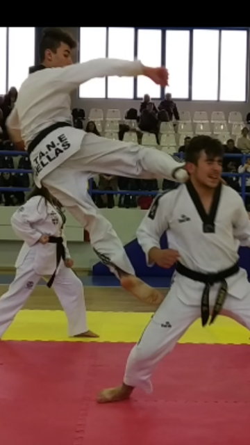 Απόλυτα επιτυχημένες οι προαγωγικές εξετάσεις ζωνών Taekwondo στον ΚΕΝΤΑΥΡΟ ΑΣΤΑΚΟΥ -ΦΩΤΟ - Φωτογραφία 25