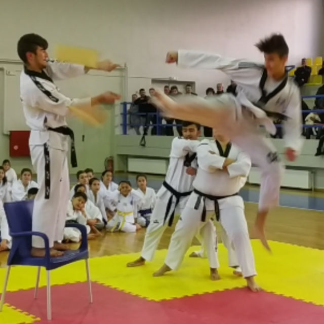 Απόλυτα επιτυχημένες οι προαγωγικές εξετάσεις ζωνών Taekwondo στον ΚΕΝΤΑΥΡΟ ΑΣΤΑΚΟΥ -ΦΩΤΟ - Φωτογραφία 3