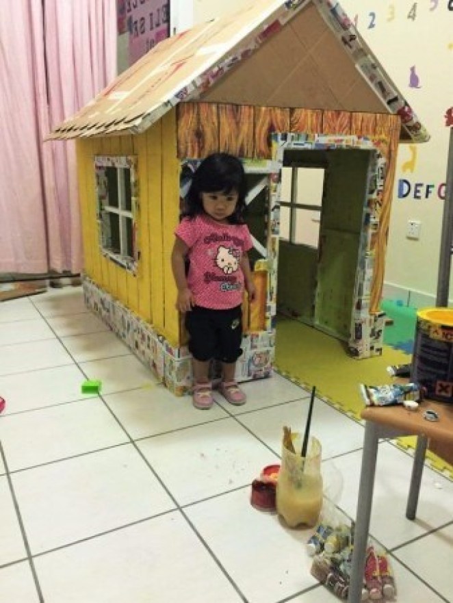 ΚΑΤΑΣΚΕΥΕΣ - Ένας παππούς έφτιαξε το πιο παραμυθένιο σπίτι με τα χεράκια του για την εγγονή του! - Φωτογραφία 7