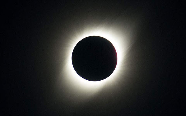 Εντυπωσιακές εικόνες από τη «Μεγάλη Νοτιοαμερικανική Εκλειψη» Ηλίου στη Χιλή - Φωτογραφία 1
