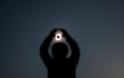 Εντυπωσιακές εικόνες από τη «Μεγάλη Νοτιοαμερικανική Εκλειψη» Ηλίου στη Χιλή - Φωτογραφία 5
