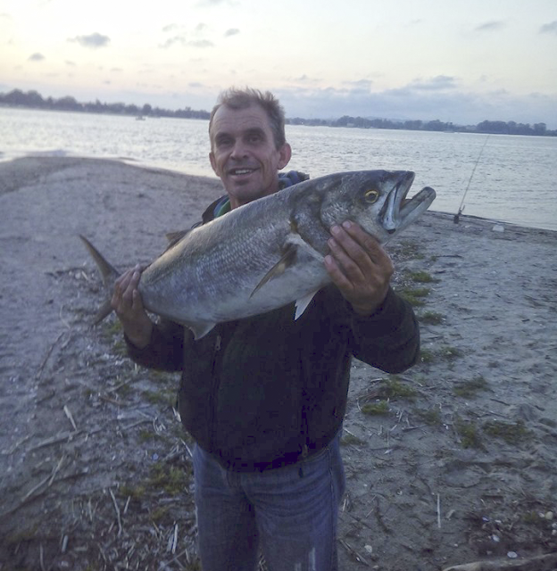 Έπιασε ψάρι (Γοφάρι) 10 κιλών στο ΑΚΤΙΟ Βόνιτσας -ΦΩΤΟ - Φωτογραφία 2