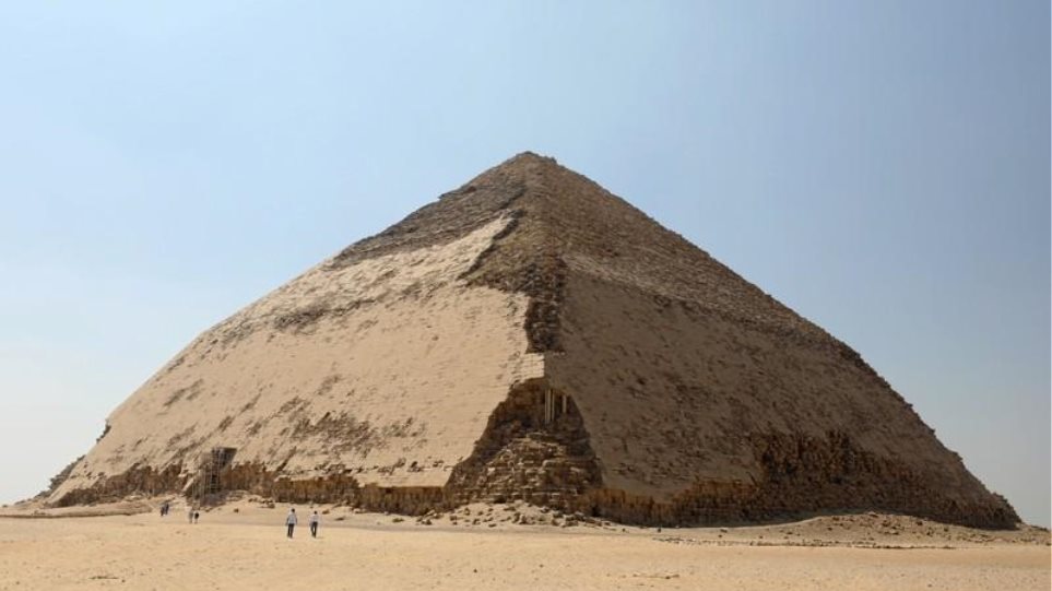 Αίγυπτος: Άνοιξαν για το κοινό δύο νέες πυραμίδες - Φωτογραφία 1