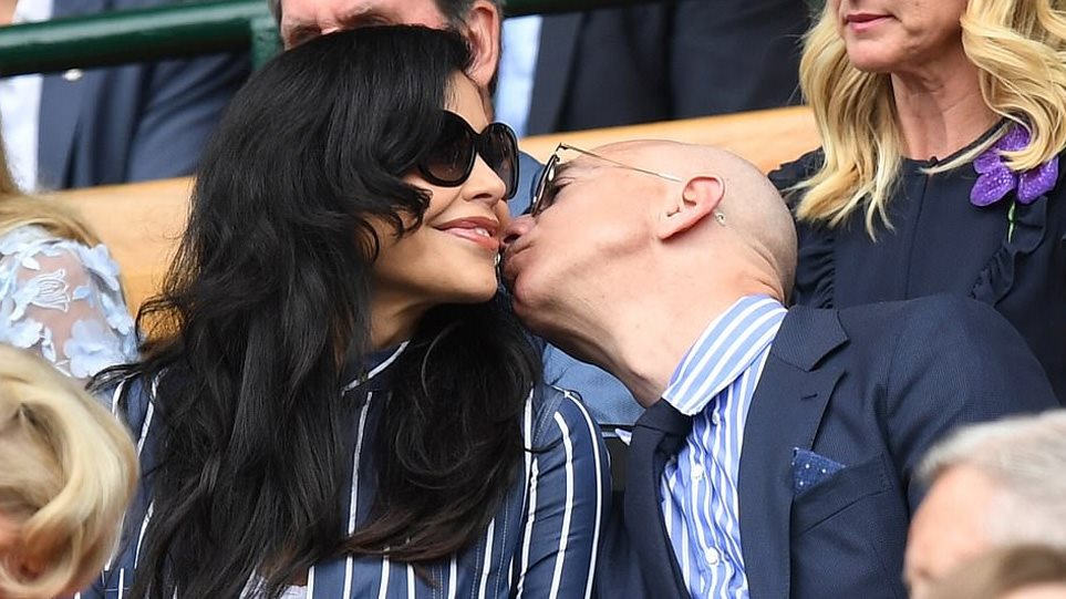 Γουίμπλεντον: Η παρέλαση των celebrities και το «καυτό» φιλί του Τζεφ Μπέζος στην Λόρεν Σάντσεζ - Φωτογραφία 1