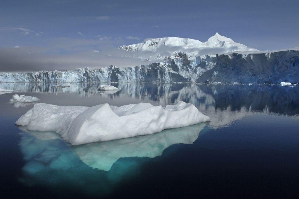 Δραματική συρρίκνωση στους πάγους της Ανταρκτικής - Φωτογραφία 1