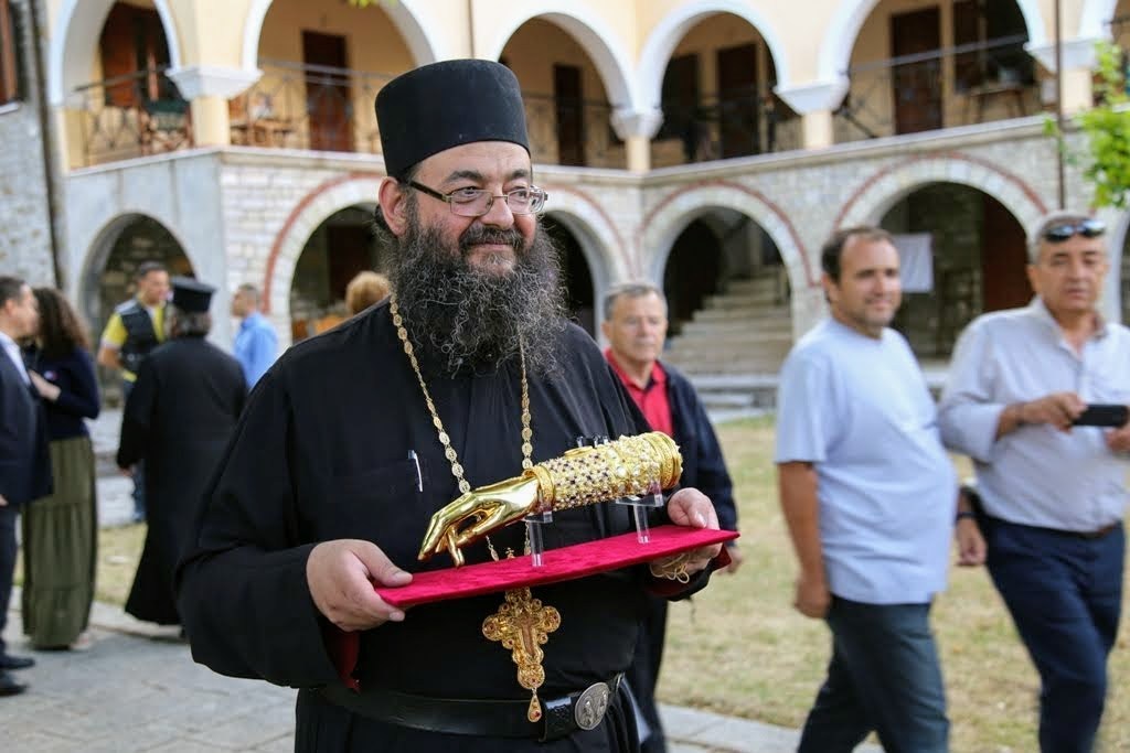 Ιστορική ημέρα για την Μονή Αμπελακιωτίσσης Ναυπακτίας – Επιστροφή λειψάνου του Αγίου Πολυκάρπου - Φωτογραφία 10