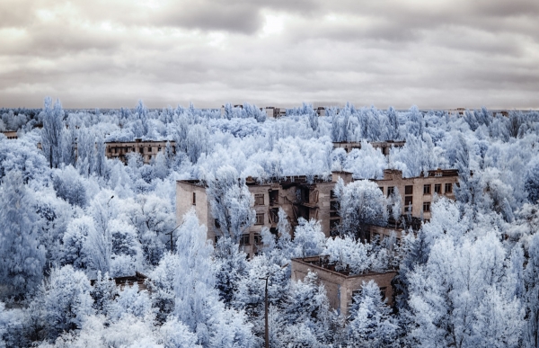 Η αποκλεισμένη ζώνη του Τσερνόμπιλ στον φακό του Vladimir Migutin - Φωτογραφία 1