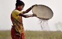 Μέσα σε 3 χρόνια 4.500 γυναίκες αγρότες στην Ινδία έχουν υποβληθεί σε αφαίρεση μήτρας ώστε να δουλεύουν αδιάκοπα